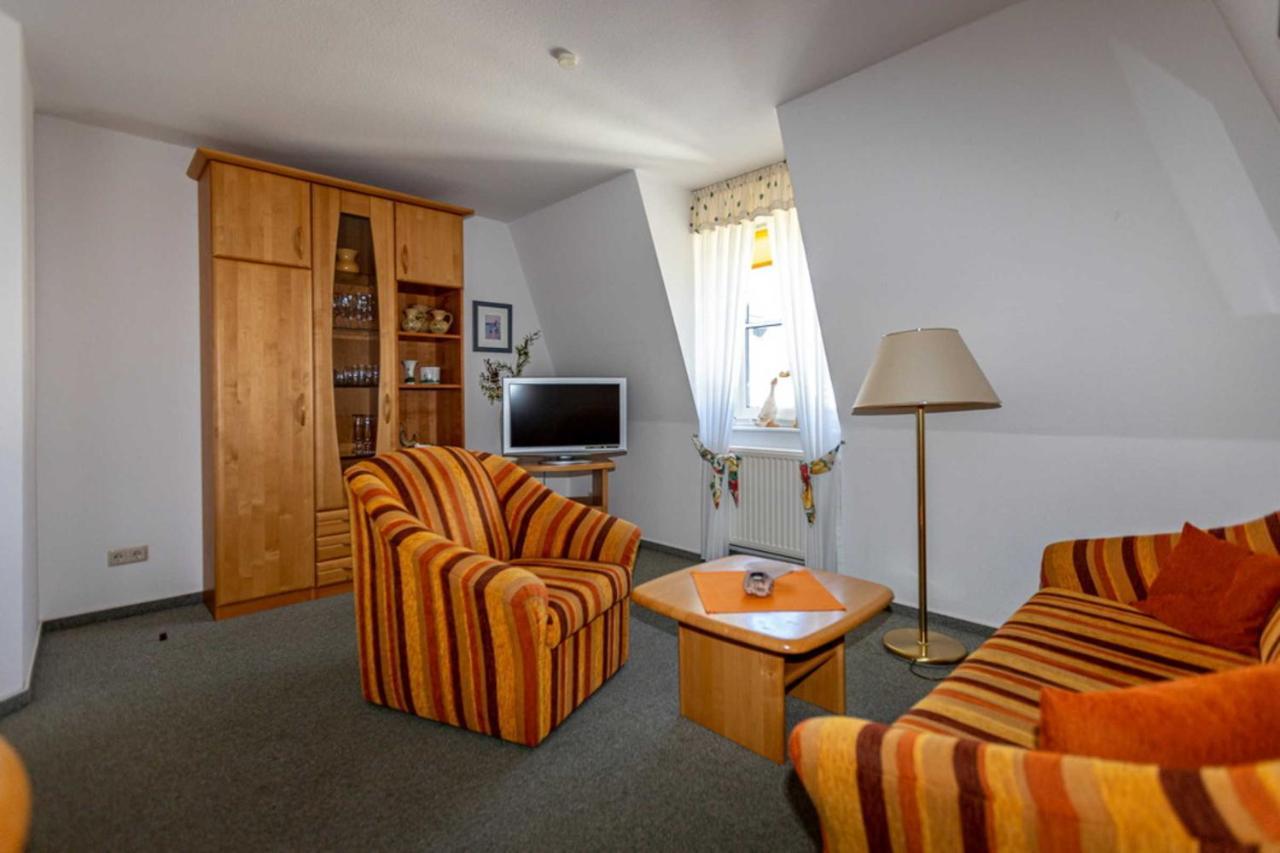 Vesta Apartment